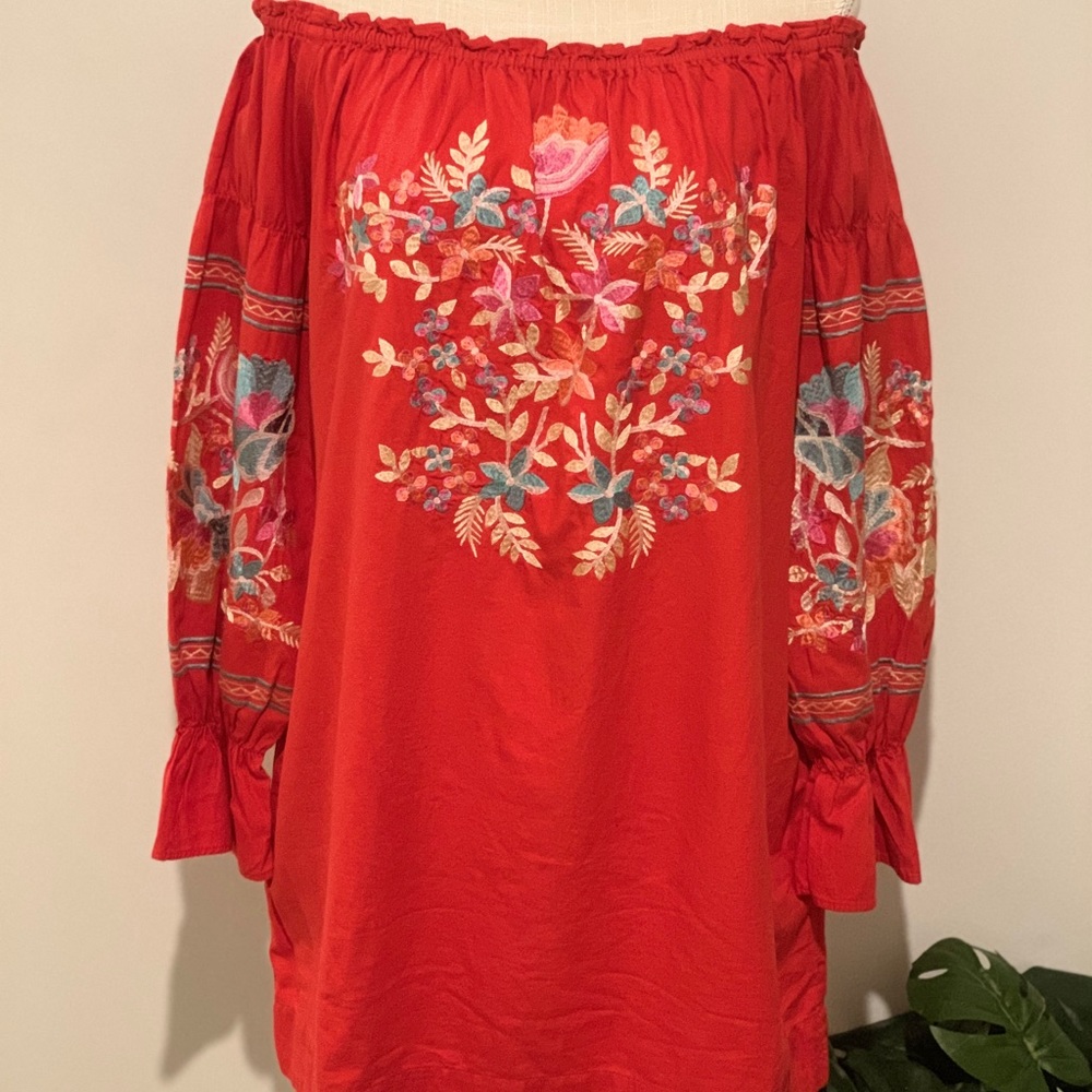 Freepeople long sleeve, casual, flowy, short dress with pockets!